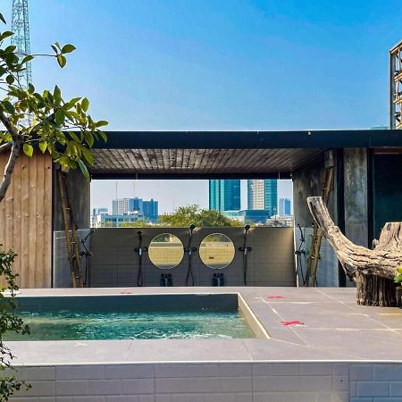 Blu Cabin Ari Stylish Gay Poshtel Bangkok Dış mekan fotoğraf