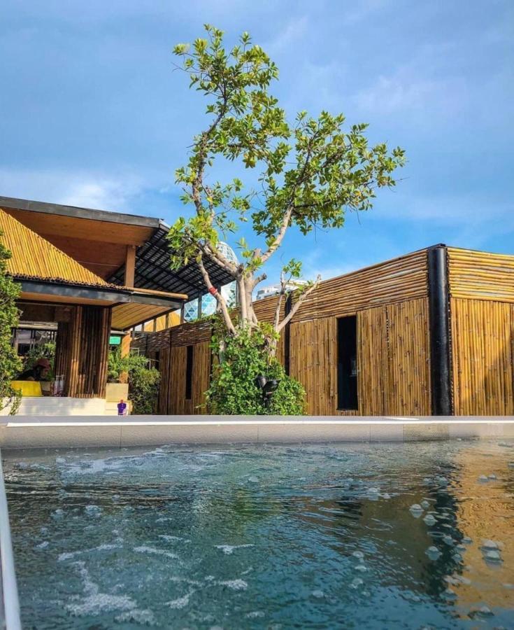 Blu Cabin Ari Stylish Gay Poshtel Bangkok Dış mekan fotoğraf