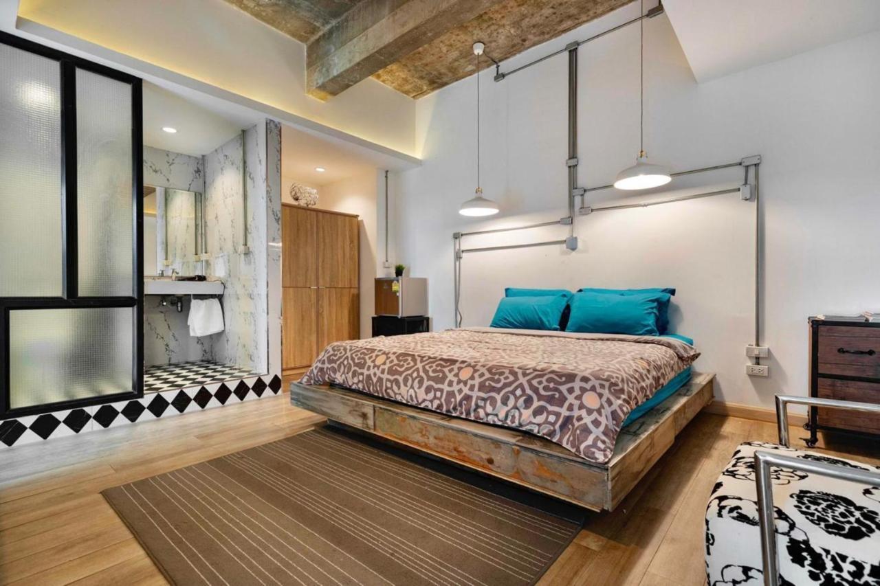 Blu Cabin Ari Stylish Gay Poshtel Bangkok Dış mekan fotoğraf