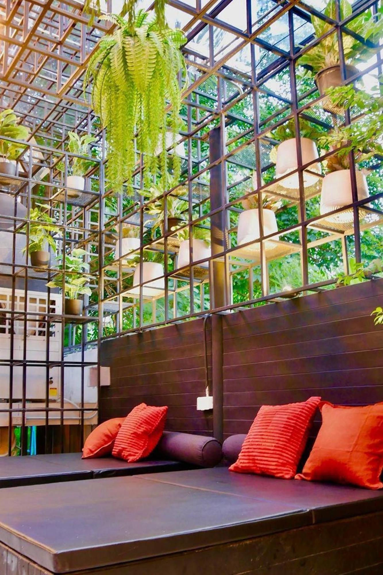 Blu Cabin Ari Stylish Gay Poshtel Bangkok Dış mekan fotoğraf