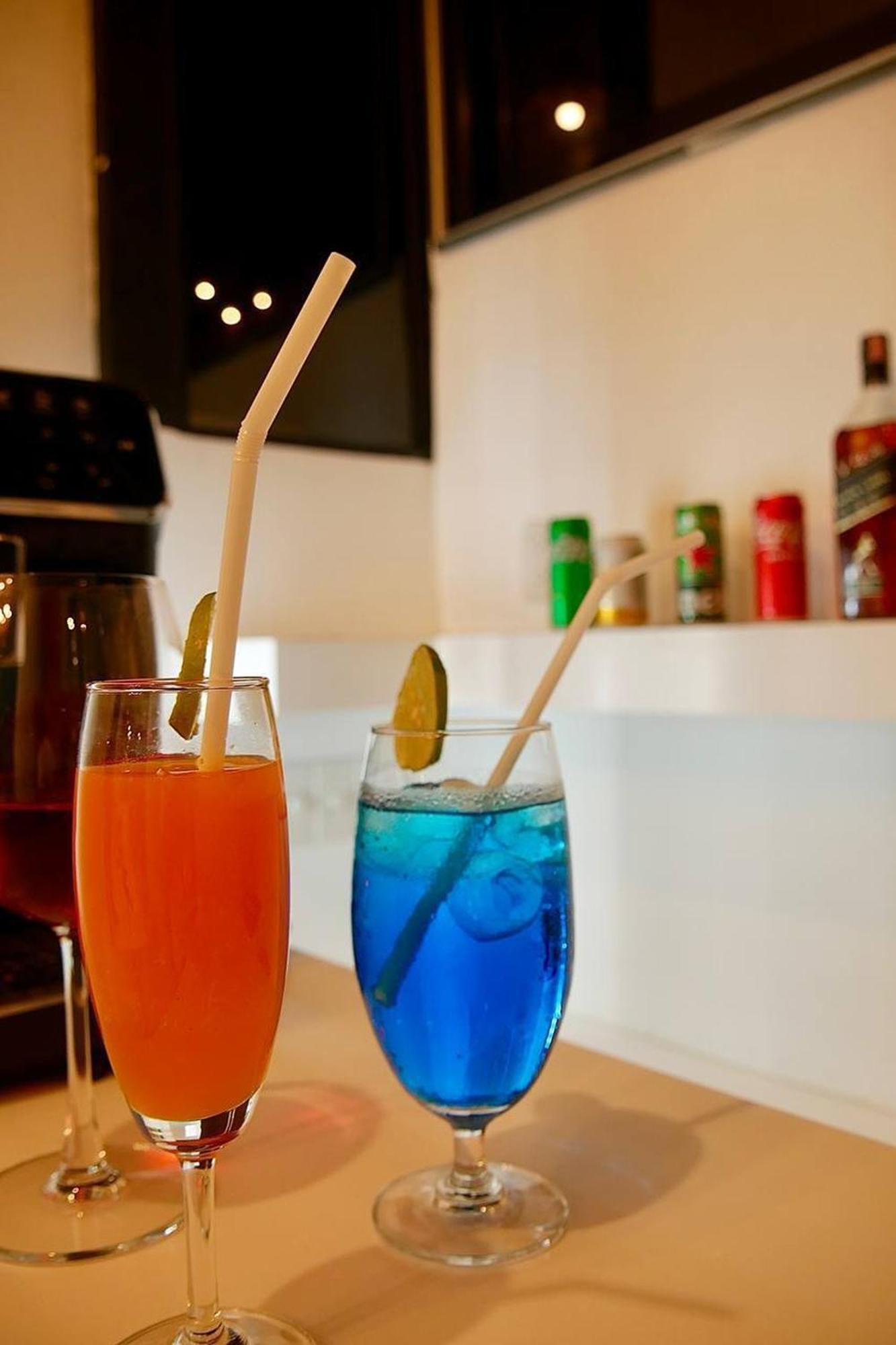 Blu Cabin Ari Stylish Gay Poshtel Bangkok Dış mekan fotoğraf