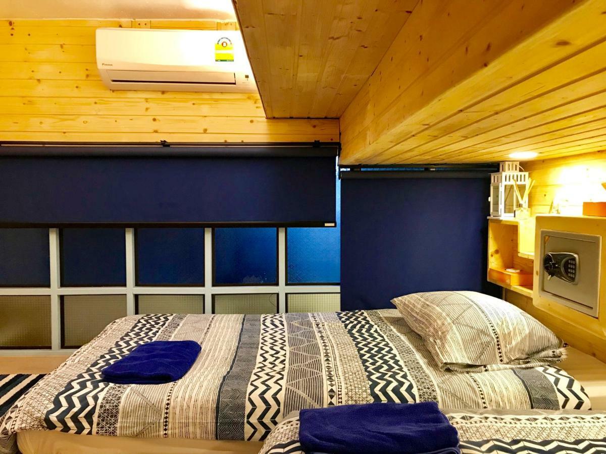Blu Cabin Ari Stylish Gay Poshtel Bangkok Dış mekan fotoğraf